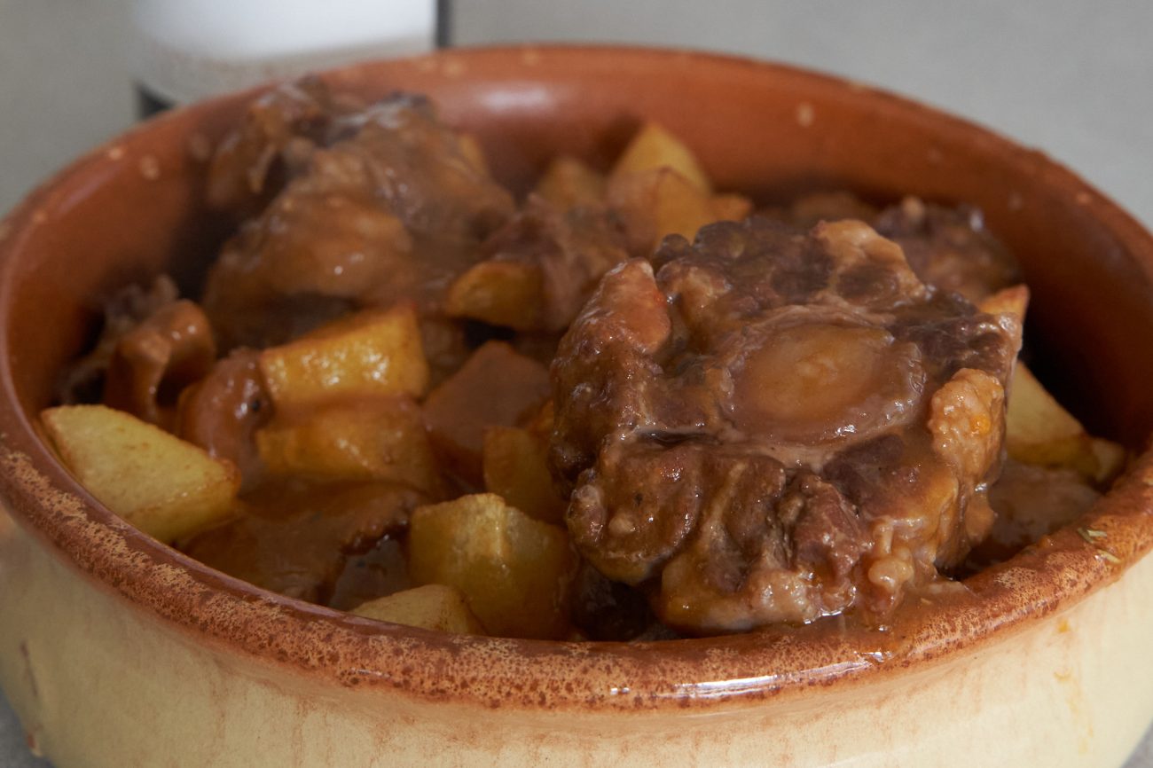 Rabo de Toro a la Cordobesa - Receta de Villa Cedeira